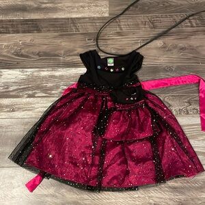 Girls holiday dress one for her and her doll. Fits American girl size doll